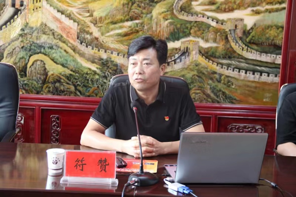 市政府國資委黨委委員、副主任符贊到隴運集團公司開展講授 黨紀學習教育專題 黨課暨“七一”慰問活動